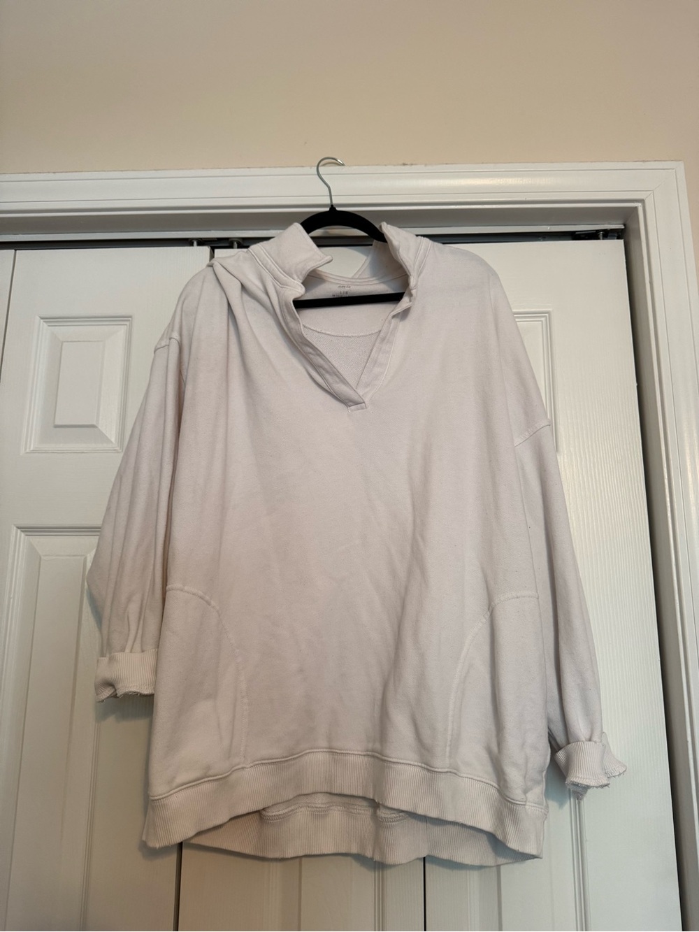 aerie Oversized V-Neck Hooded Sweater — White